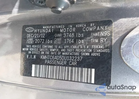 2013 Hyundai Veloster Base W/Black from USA, damaged, VIN KMHTC6AD5DU132237